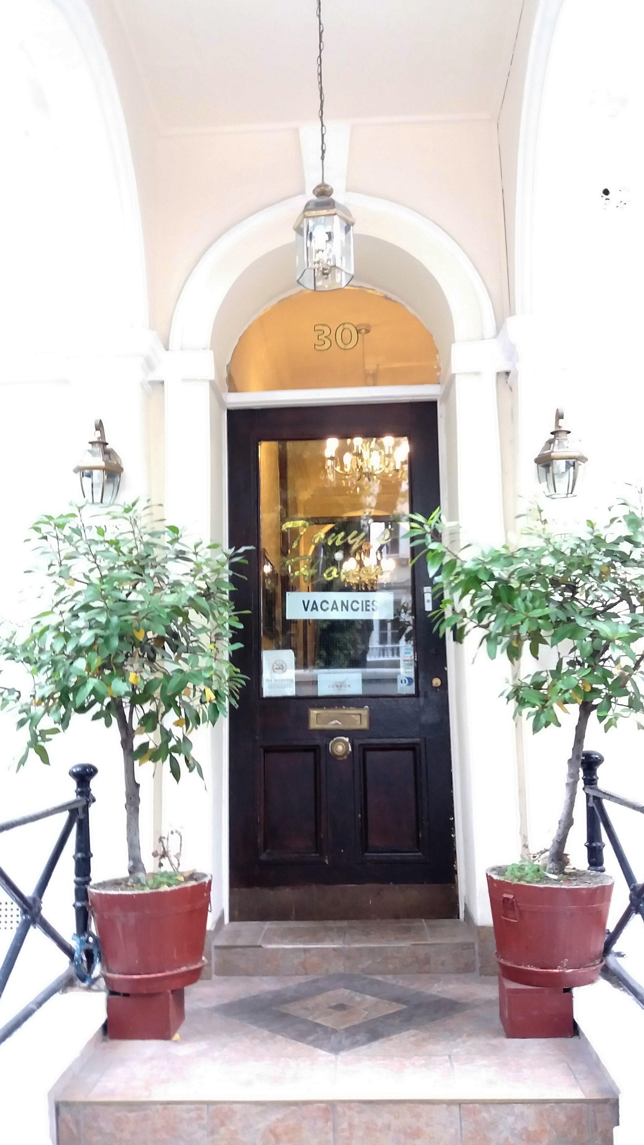 Tony'S House Hotel London Exterior photo